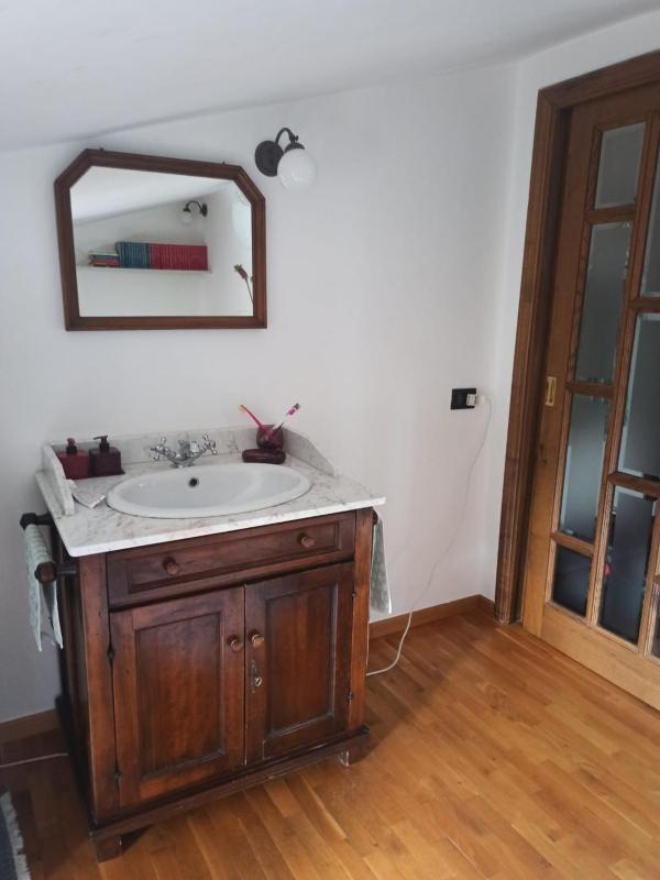 Double Room with Private Bathroom image 4
