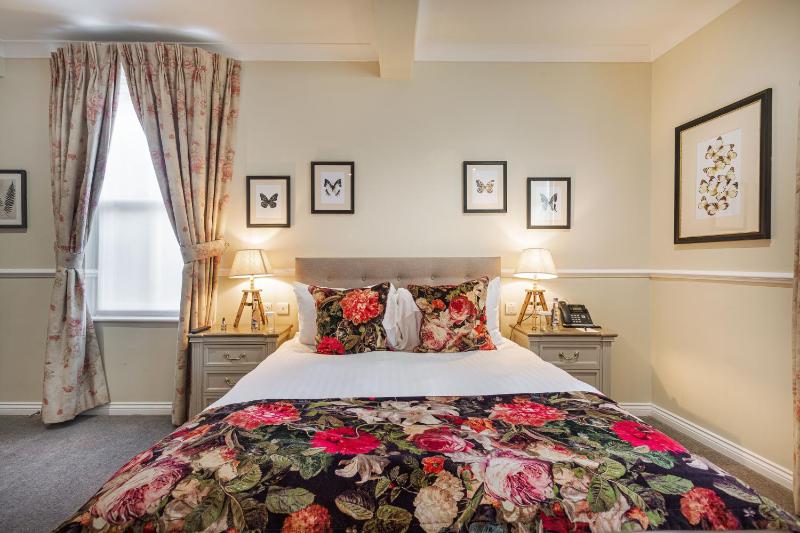 The White Horse Hotel Romsey Hampshire - The Coaching Inn Group - image 16