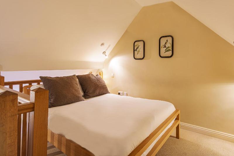 The White Horse Hotel Romsey Hampshire - The Coaching Inn Group - image 29