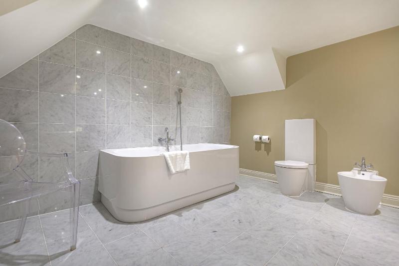 The White Horse Hotel Romsey Hampshire - The Coaching Inn Group - image 26