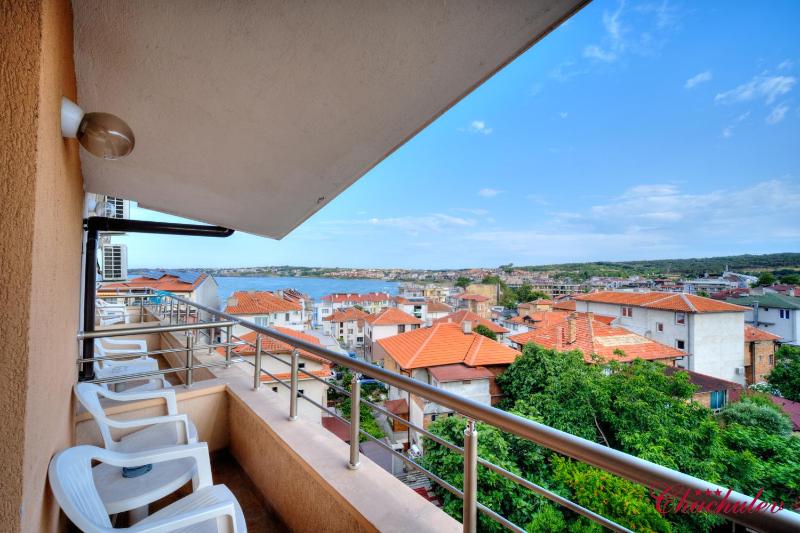Suite with Sea View image 4