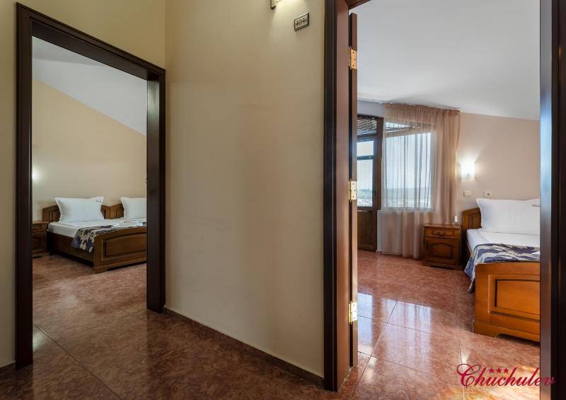 Suite with Sea View image 3