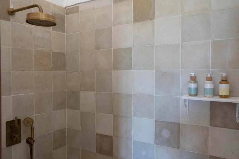 Double Room with Balcony image 1