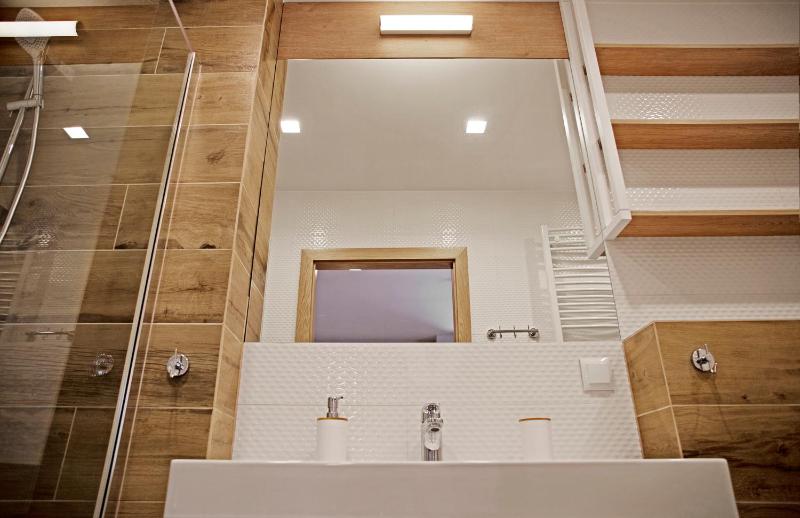 Superior Apartment image 2