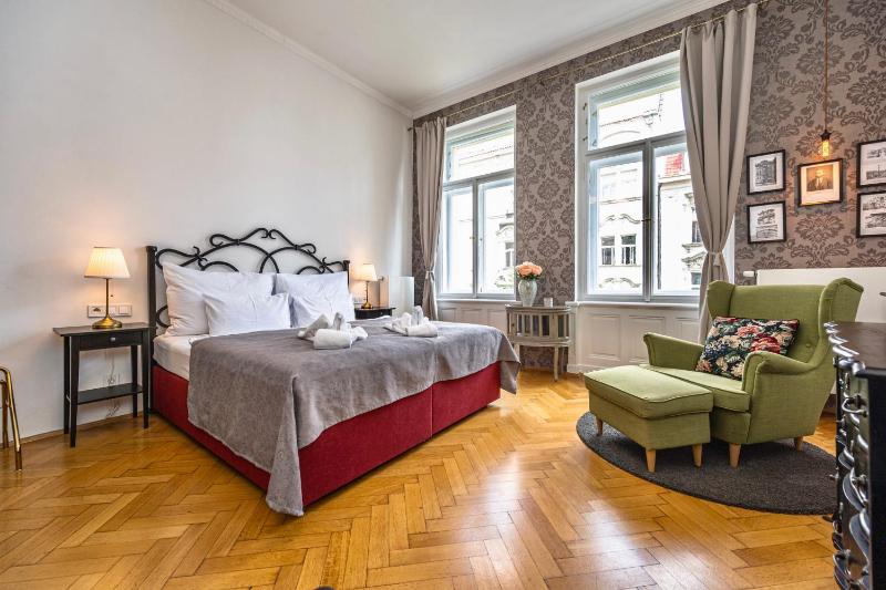 One-Bedroom Apartment - The Old Town Square image 3