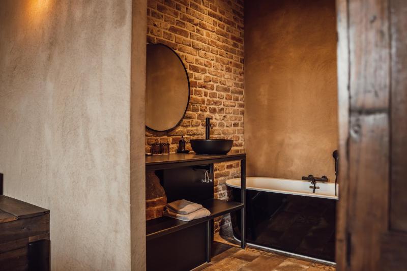 Suite image 3