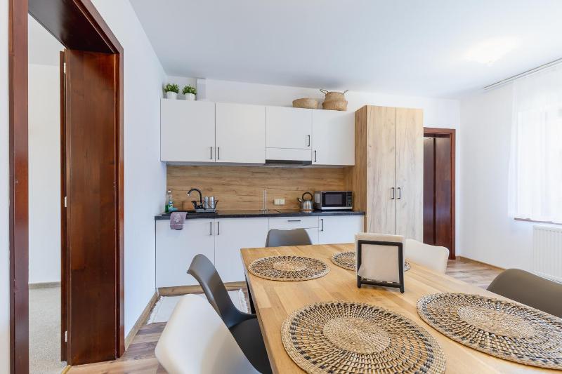 Studio Apartment image 1