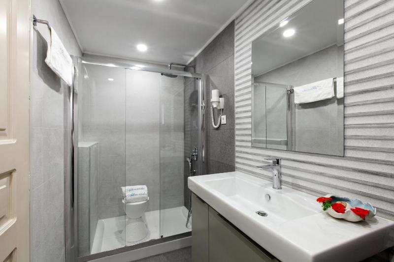 Apartment with Terrace image 2
