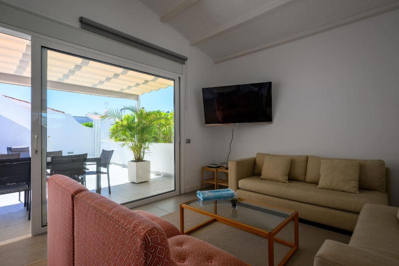 FaroVela Suites Pasito Blanco - image 3