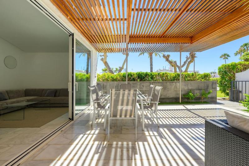 FaroVela Suites Pasito Blanco - image 13
