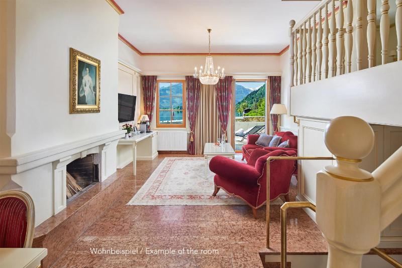 Suite with Lake View image 3