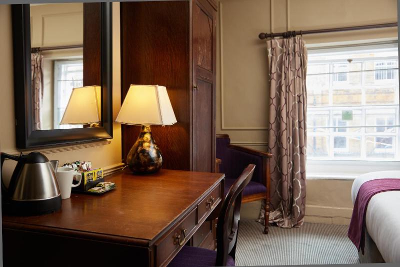 Single Room image 2