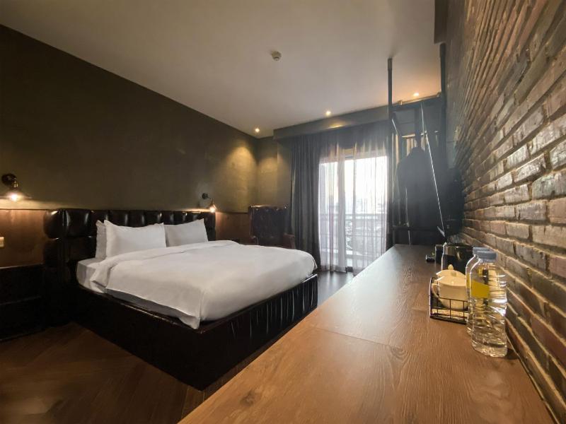 CHECK inn Phnom Penh BKK1 - image 13