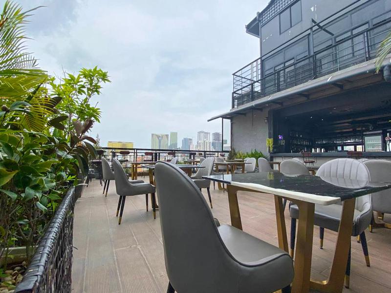 CHECK inn Phnom Penh BKK1 - image 9