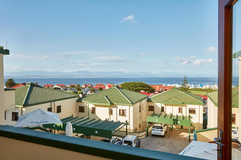 First Group Perna Perna Mossel Bay - image 2