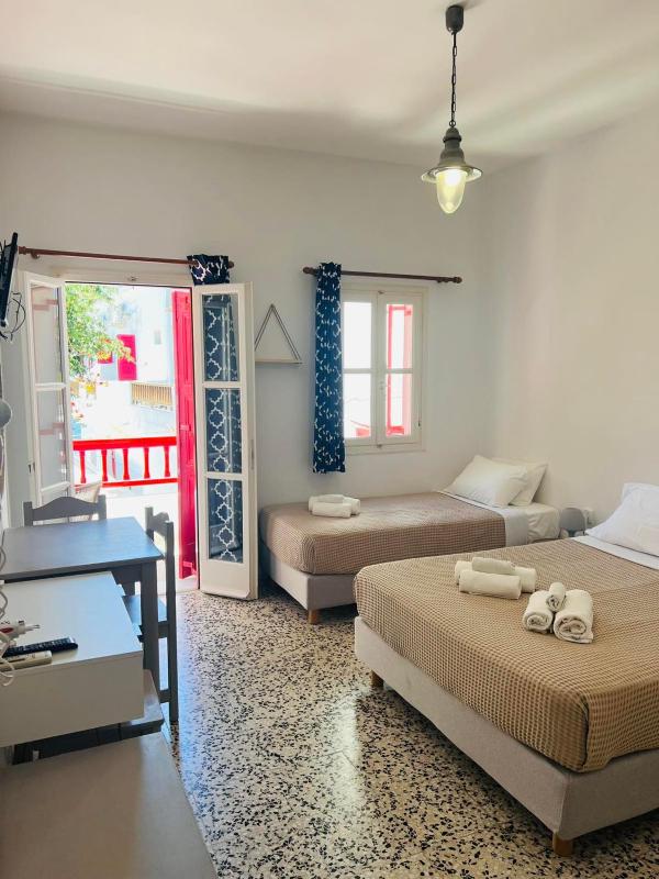 Studio with Sea View (3 Adults) image 1
