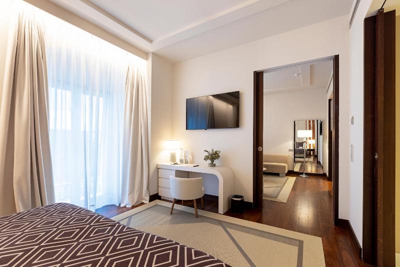 Junior Suite image 1