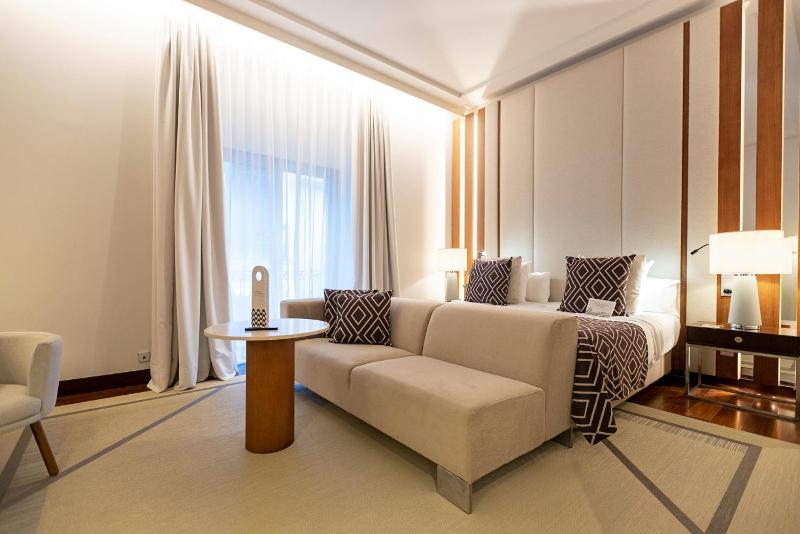 Superior Double or Twin Room image 1