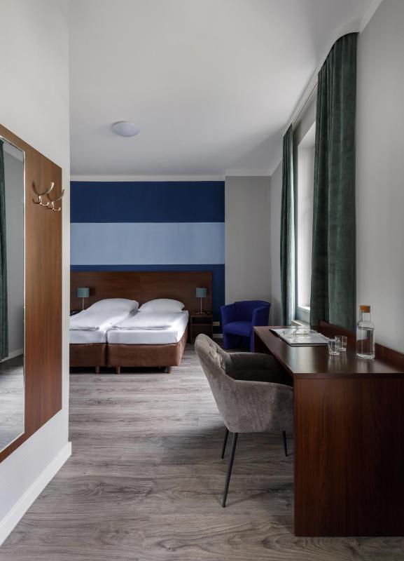 Double Room for 3 guests with Extra Bed image 4
