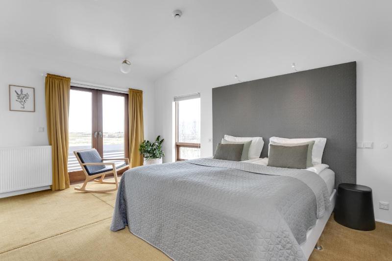 Apartment with Sea View image 1