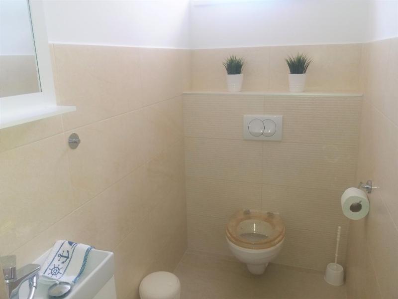 TomJohn Apartman Siófok - image 18