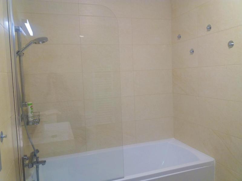 TomJohn Apartman Siófok - image 17