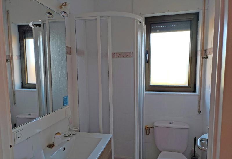 Double or Twin Room image 2