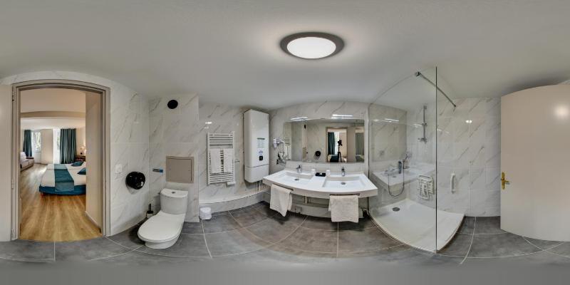 Special Week-End Offer! Junior Suite image 4