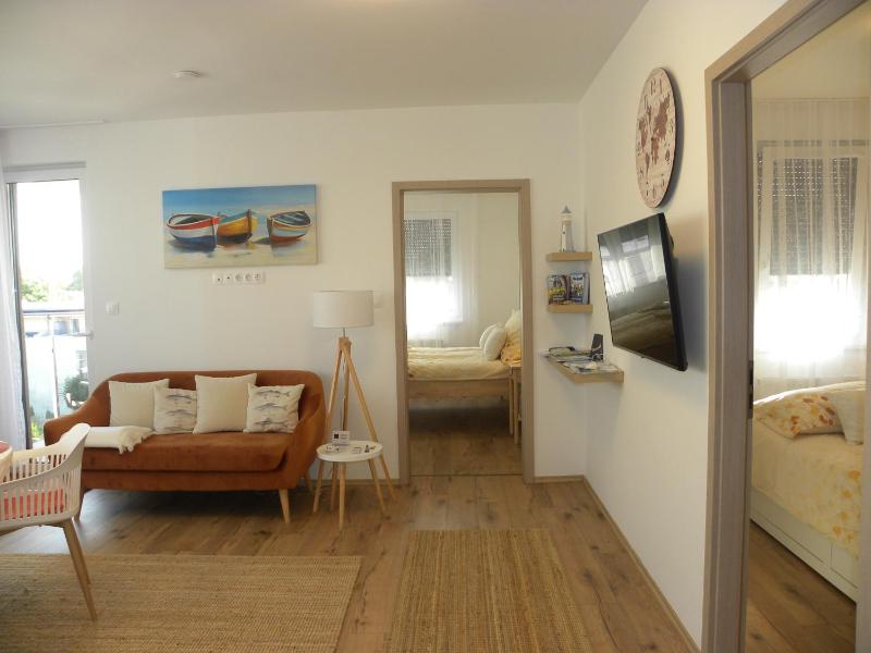 TomJohn Apartman Siófok - image 26