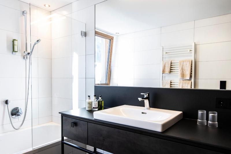 Suite with Balcony image 3