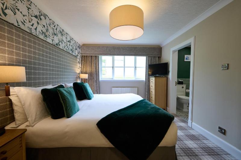 Junior Fairway Suite image 3