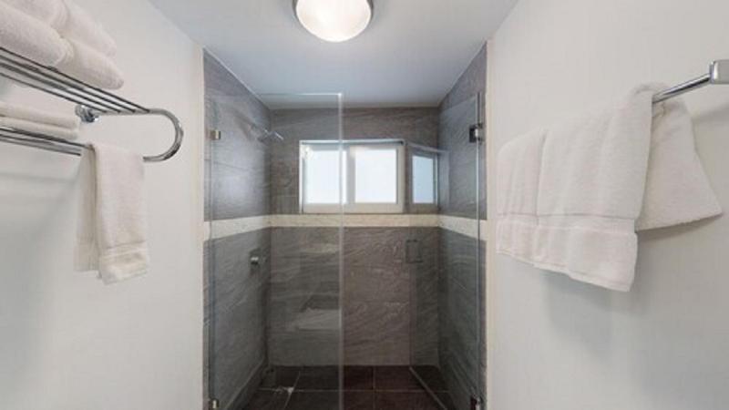 Junior Suite image 2