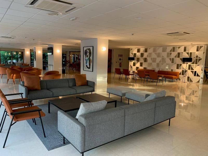 Hotel Los Robles - image 17