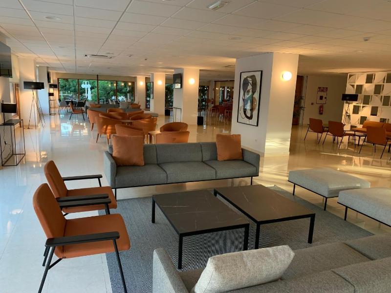 Hotel Los Robles - image 39