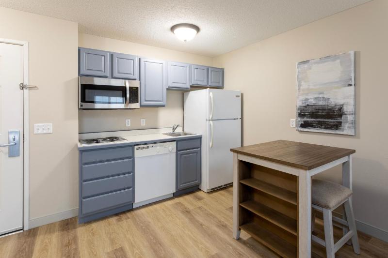 Quadruple Room image 3