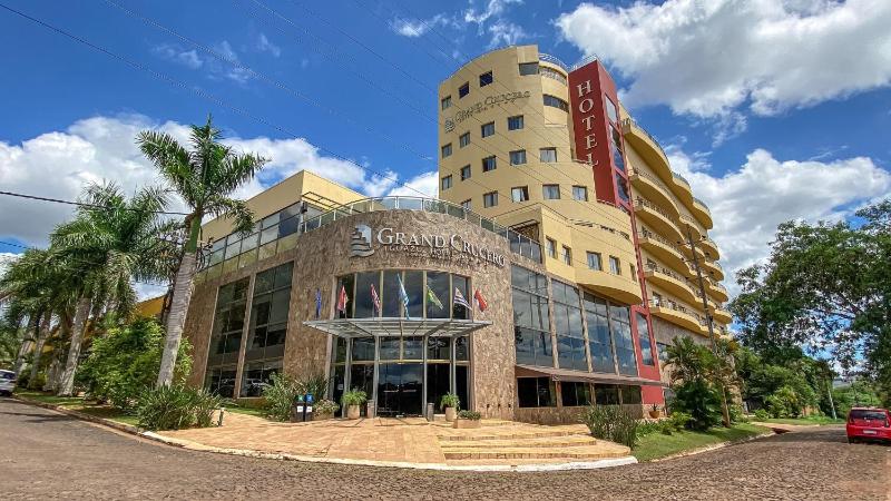 Grand Crucero Hotel - image 32