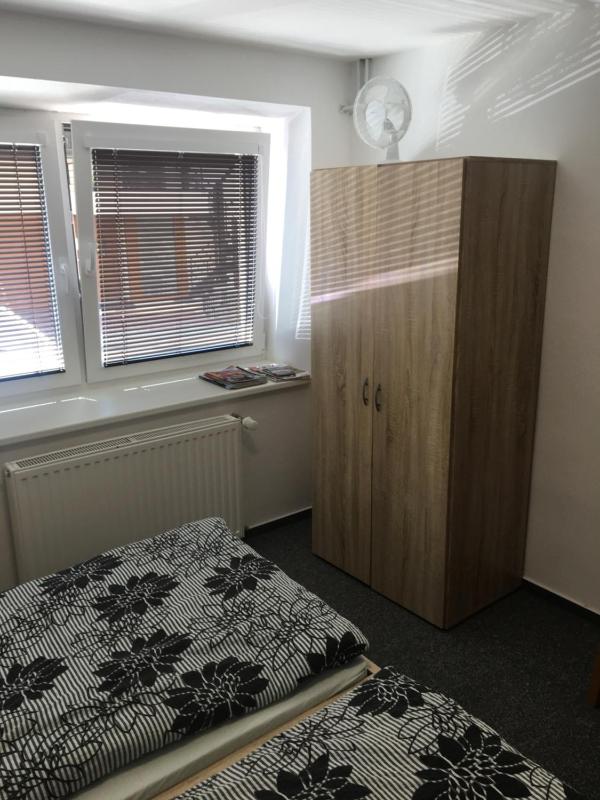 Double Room with Private Bathroom image 2