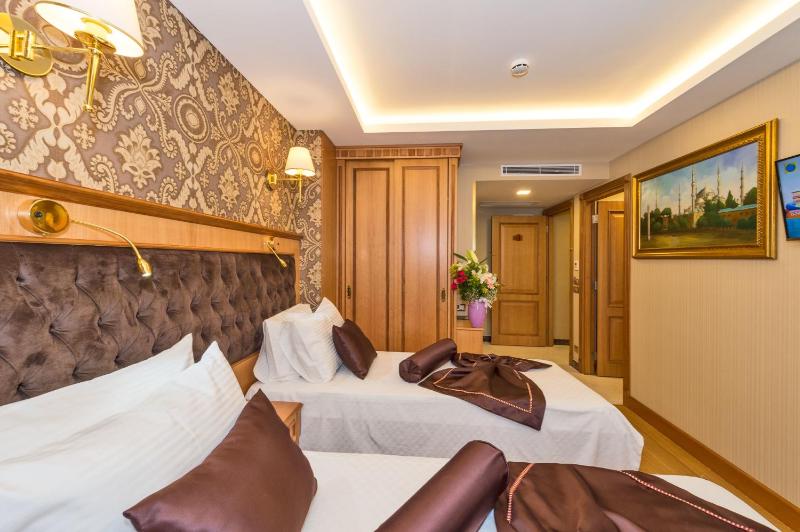 Aprilis Gold Hotel - Special Category - image 4