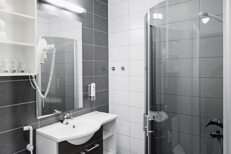 King Room with Sea View image 3