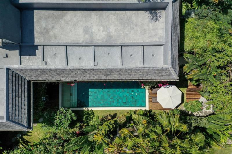 Villa Alexia in Seminyak - image 2