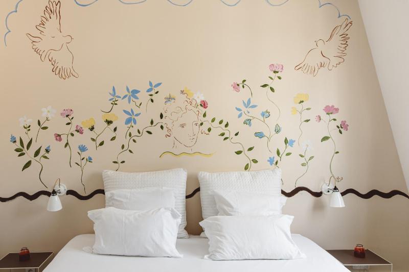 Superior Room image 4