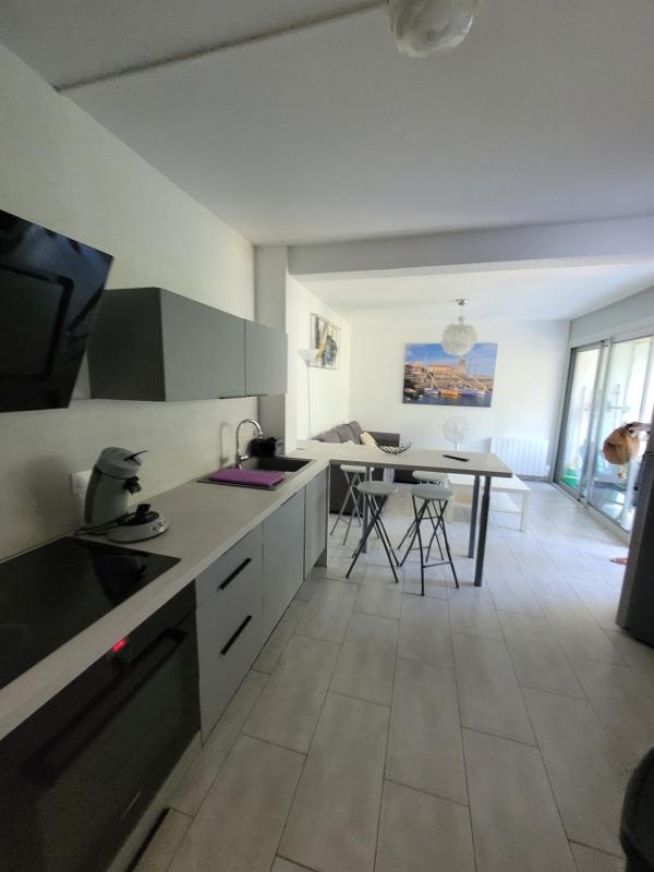 COLLIOURE tres bel appart a 150 metres des plages avec jardin prive et parking dans residence securisee Images