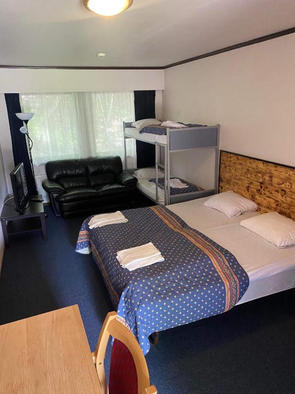 Quadruple Room image 1