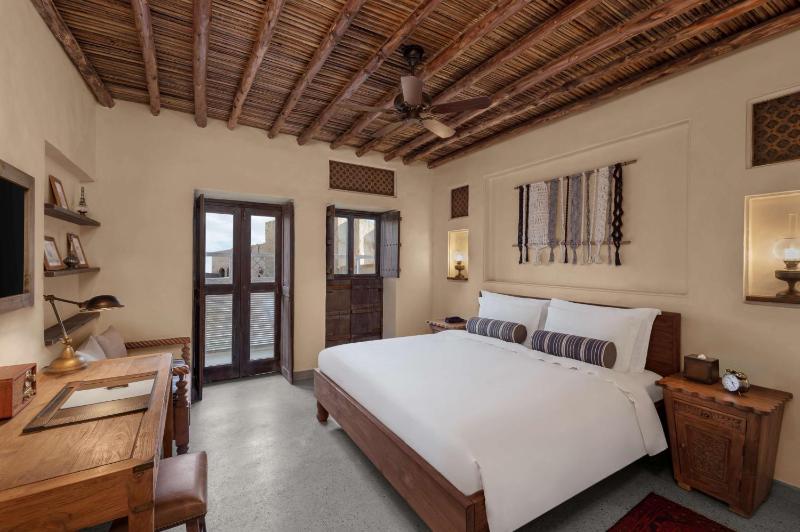 King Heritage Room with Souq View image 1
