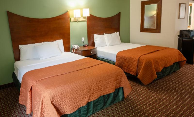 Deluxe Double Room image 2