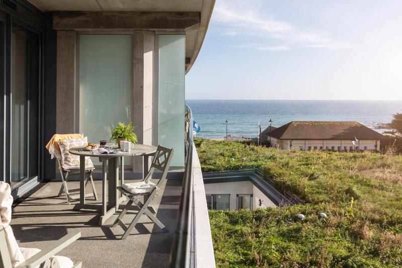 St Michaels Luxury Apartments - image 24