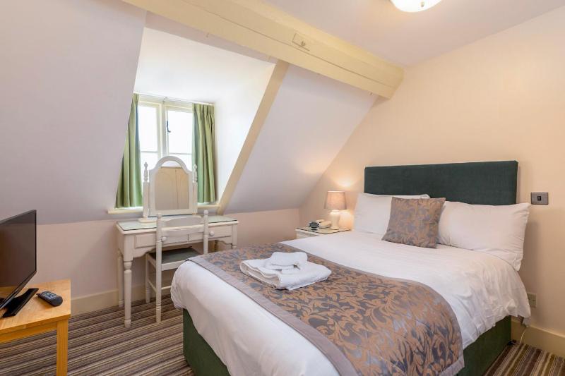 Jumbo Single Room image 1