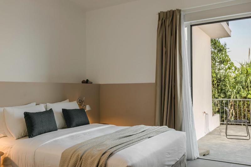 The Rock Suites - image 13