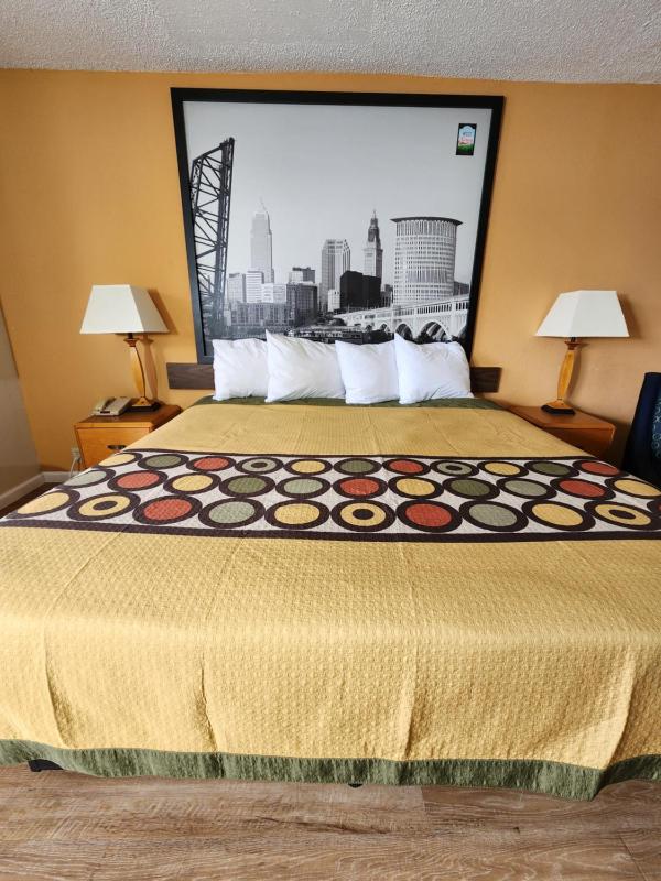 King Room - Mobility Access/Non-Smoking image 4