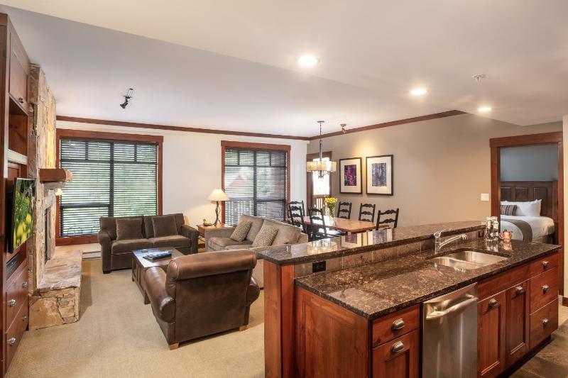 First Tracks Lodge by Lodging Ovations - image 36